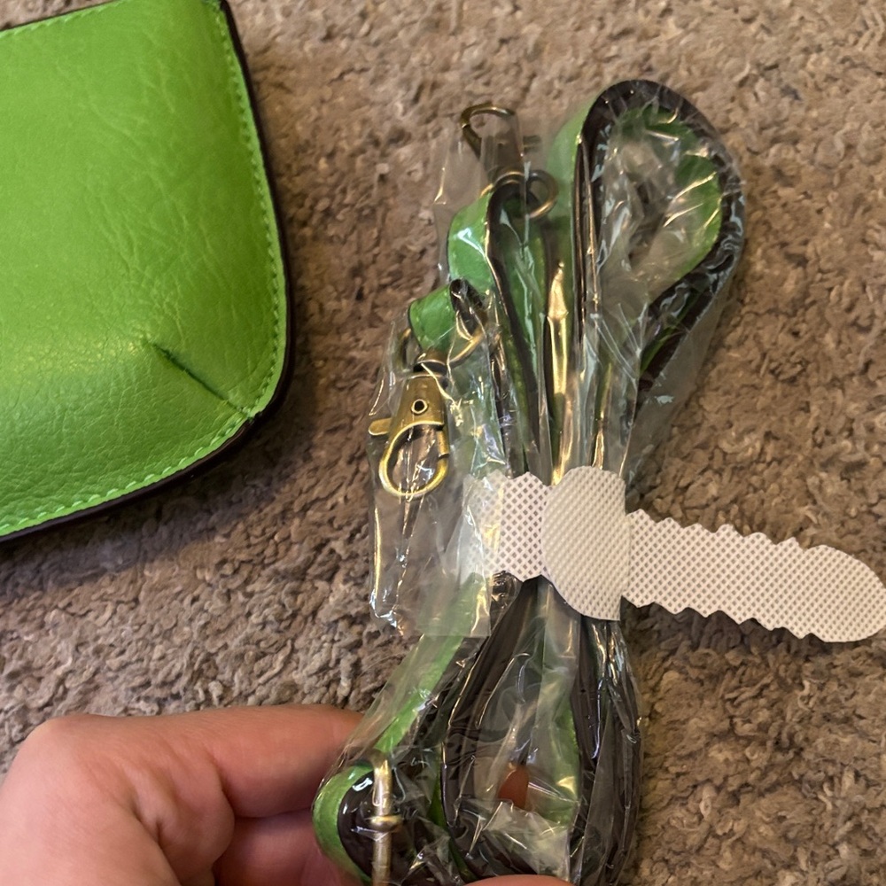 Joy Susan Vibrant Lime Wristlet - Picture 6 of 8